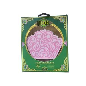 Wicked Movie Glinda Crown 3-Port USB Charging Hub CultureFly Pink Universal 2024